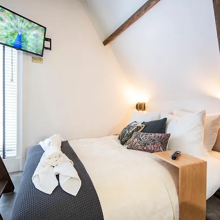 New Family Penthouse 7min From Rotterdam Station Floor App4 Guest house