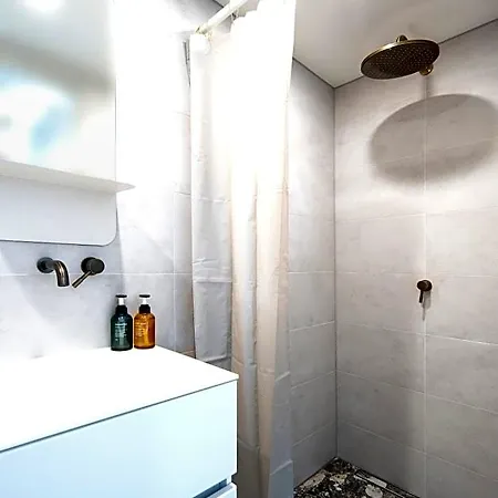 New Family Penthouse 7min From Rotterdam Station Floor App4 Schiedam