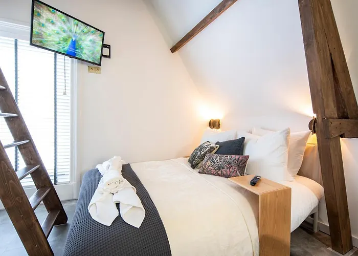 New Family Penthouse 7min From Rotterdam Station Floor App4 Pensión