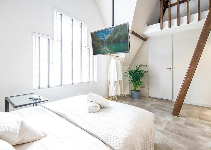 New Family Penthouse 7min From Rotterdam Station Floor App4 3*