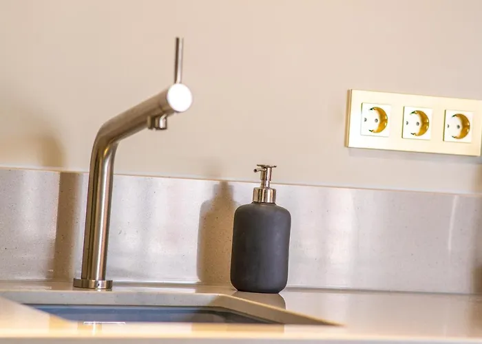 New Family Penthouse 7min From Rotterdam Station Floor App4 3*