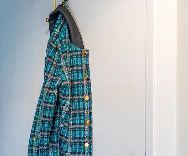 Guest house New Family Penthouse 7min From Rotterdam Station Floor App4 3*